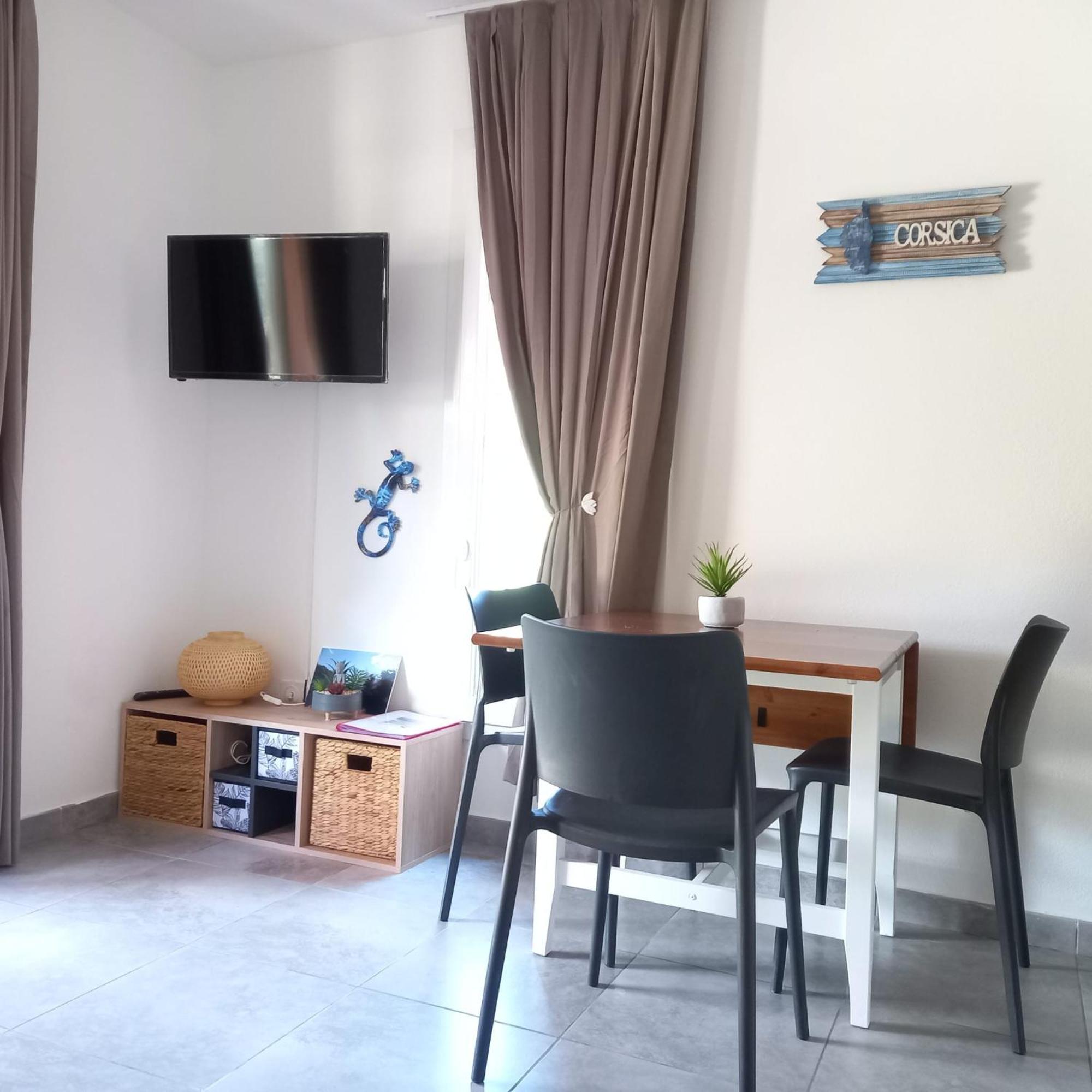 Residence Hoteliere Les Hameaux De Saint Cyprien 25 M2 Леччи Экстерьер фото