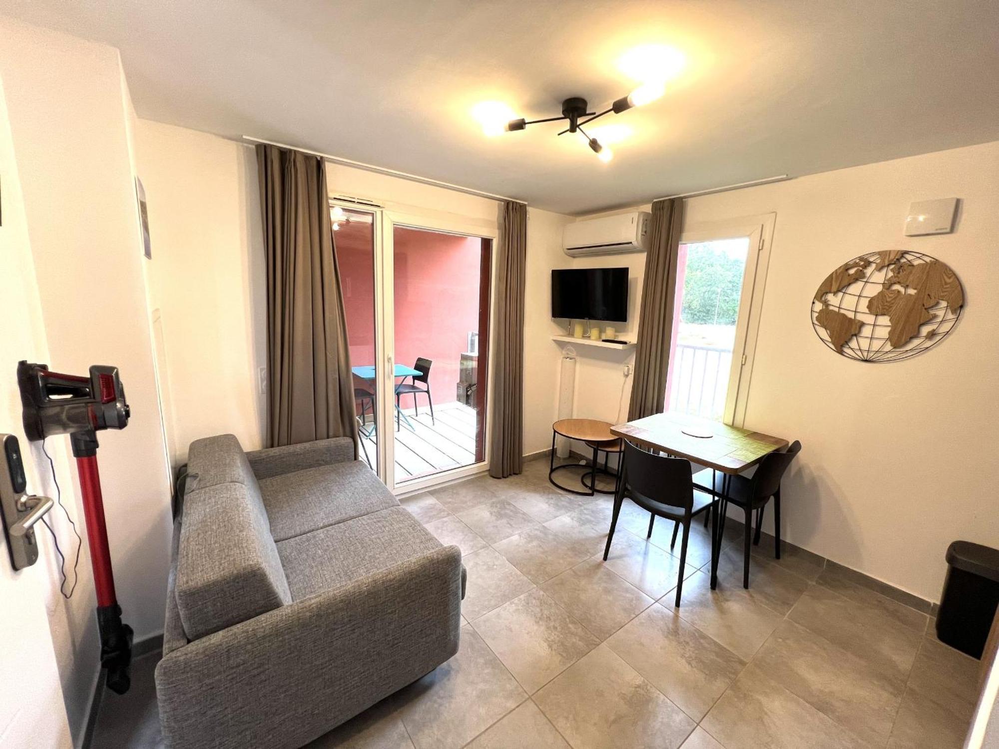Residence Hoteliere Les Hameaux De Saint Cyprien 25 M2 Леччи Экстерьер фото