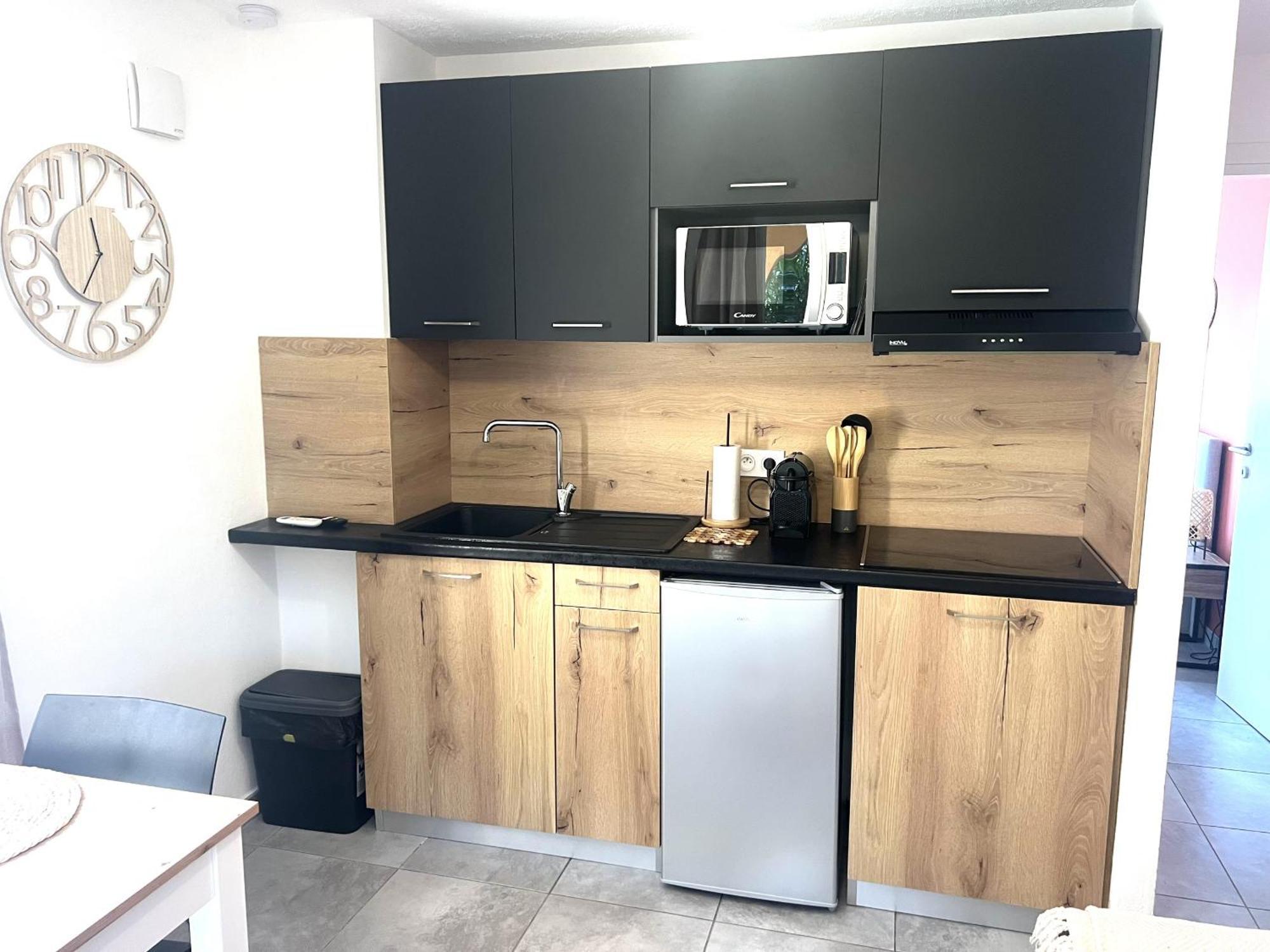 Residence Hoteliere Les Hameaux De Saint Cyprien 25 M2 Леччи Экстерьер фото