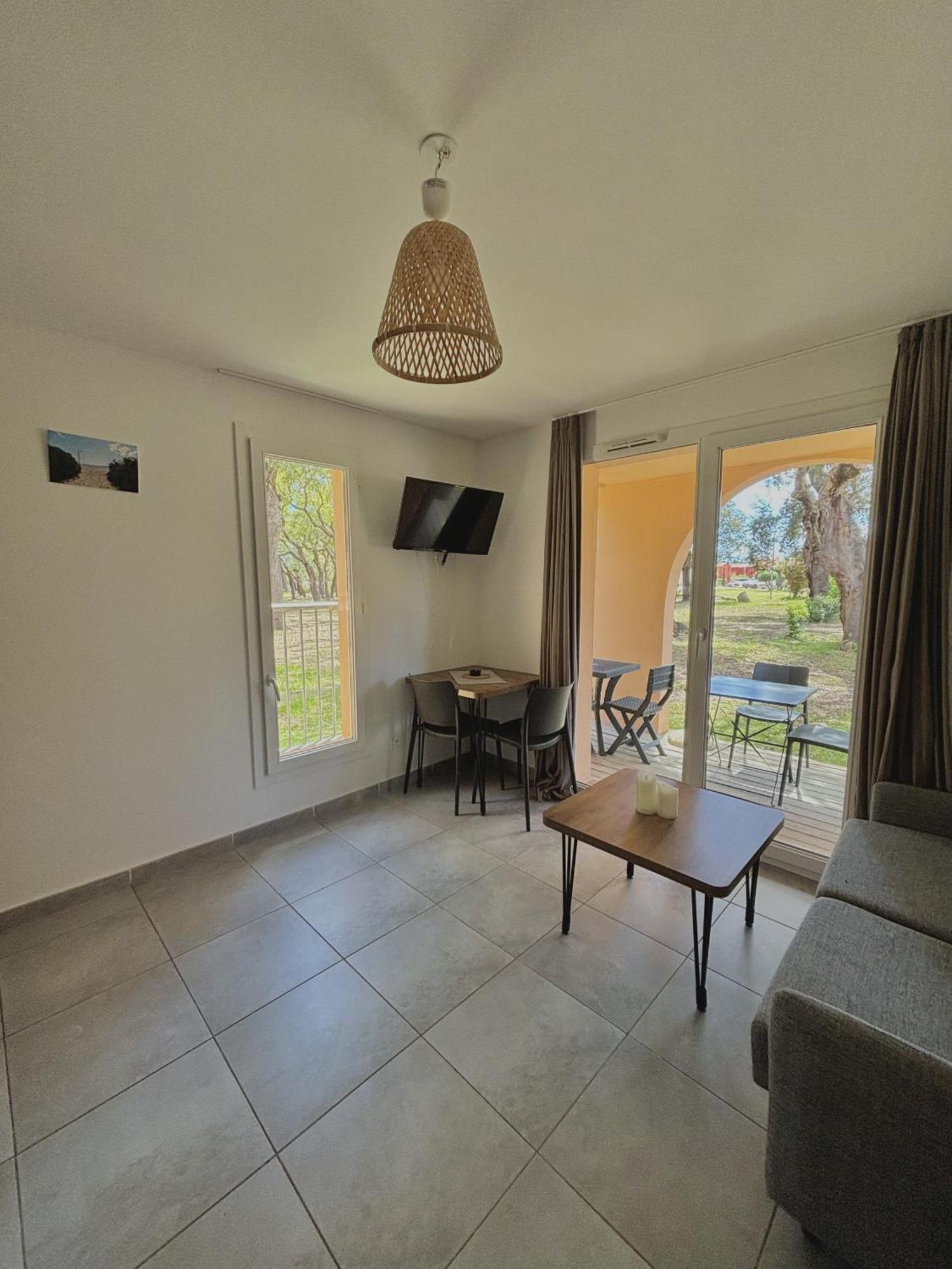 Residence Hoteliere Les Hameaux De Saint Cyprien 25 M2 Леччи Экстерьер фото